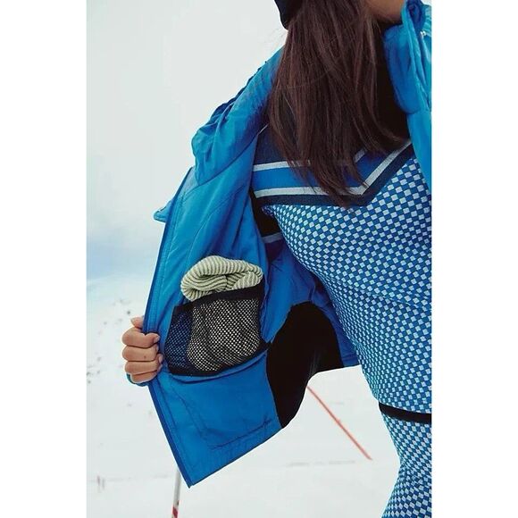 Free People Movement NWT Powder Vixen Jacket Medium Light Cobalt - Picture 3 of 6